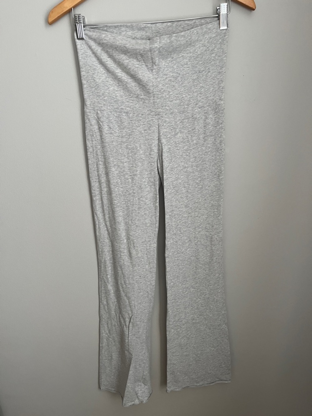 SKIMS Light Gray Cotton Jersey Foldover Lounge Pants - Picture 3 of 9